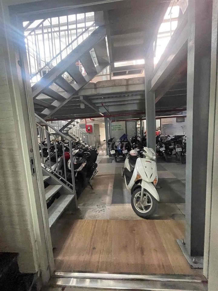 2Pn có thể làm 1pn tách bếp + 2 máy lạnh + 40m2 + nhà có bảo vệ