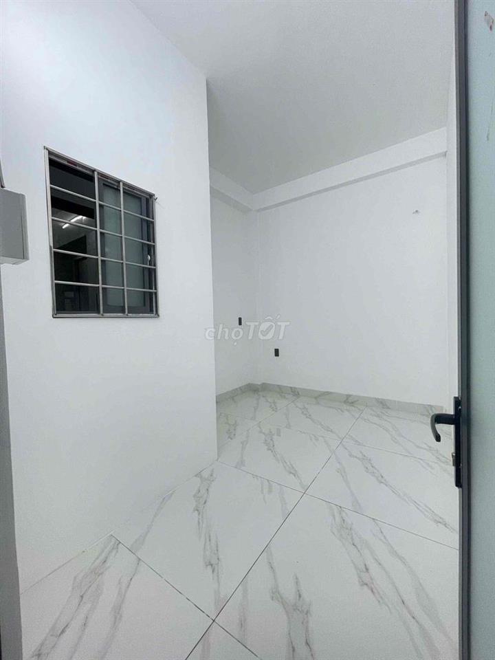 3pn 70m2 Gần Đh Vlang đi bộ đến trường , khu vực an ninh , xe tận cửa