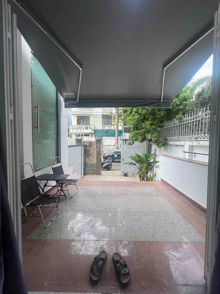 Nhà Nguyên Căn 80m2 full nội thât 2pn 1pk sân riêng rộng rãi thoải mái