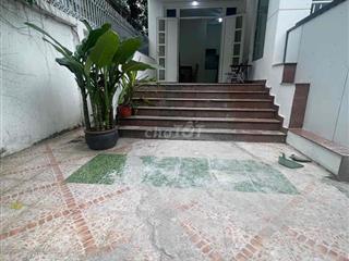 Nhà Nguyên Căn 80m2 full nội thât 2pn 1pk sân riêng rộng rãi thoải mái