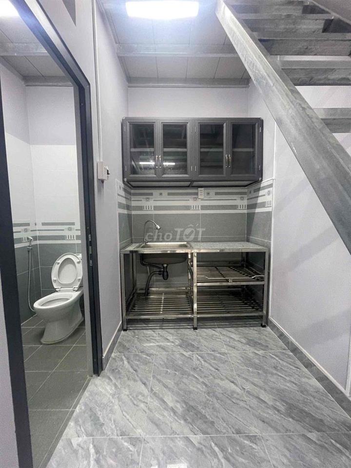 Cho Thuê Nhà Dạng Trệt Nhiều Nhà Xung Quang + Rộng Rãi Thoáng Mát