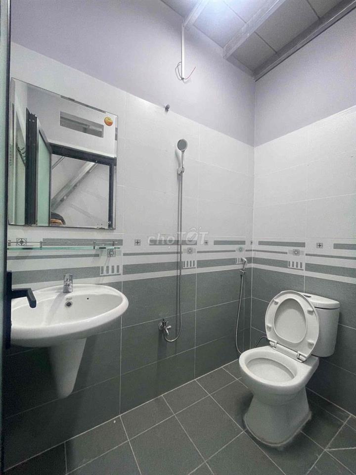 Cho Thuê Nhà Dạng Trệt Nhiều Nhà Xung Quang + Rộng Rãi Thoáng Mát