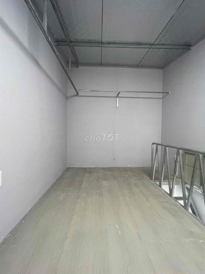 Cho Thuê Nhà Dạng Trệt Nhiều Nhà Xung Quang + Rộng Rãi Thoáng Mát