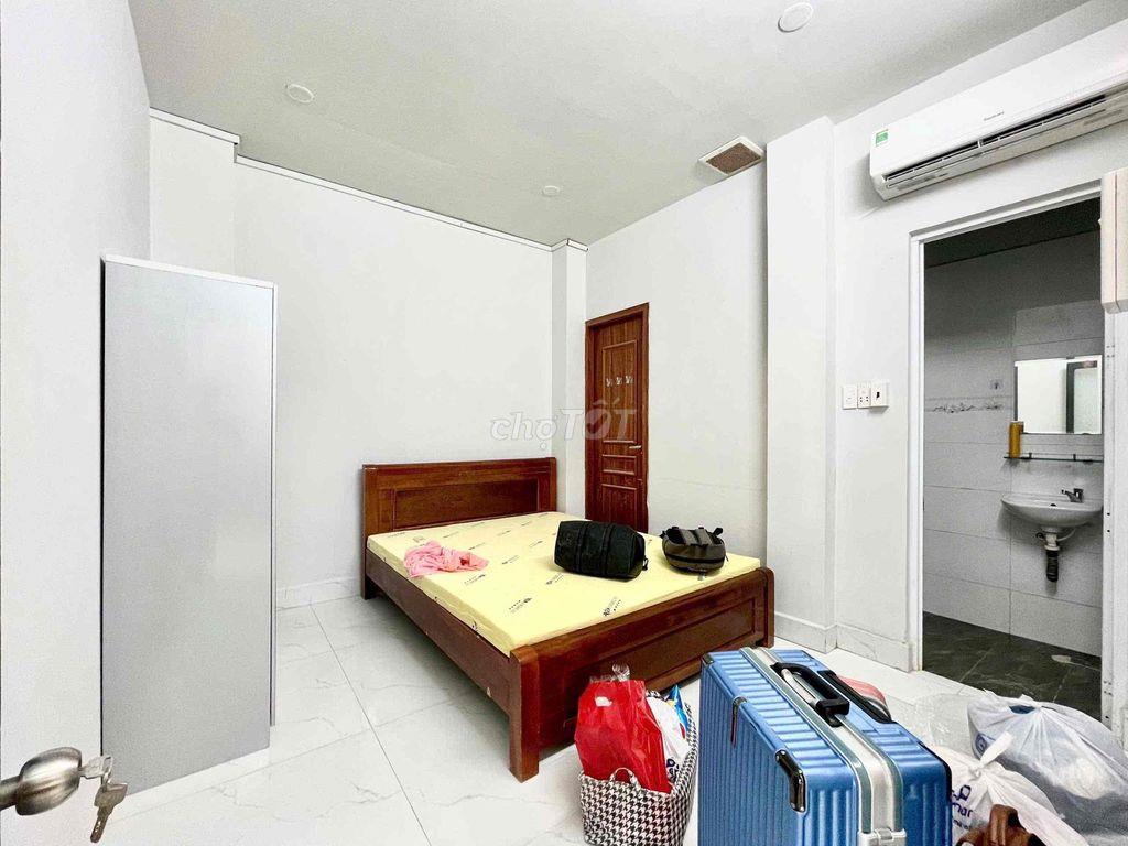 Nhà Nguyên Căn 2pn 2wc + 1pk + hẻm ô tô tận cửa