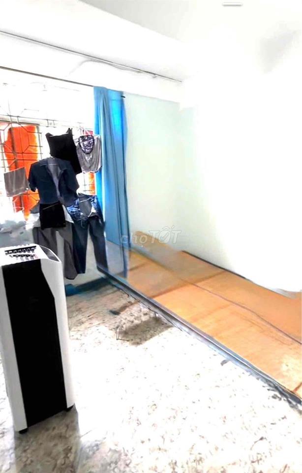 CĂN HỘ TRUNG TÂM QUẬN 10 - THANG MÁY - - SÁT BÊN CHUNG CƯ XIGRAND COUR