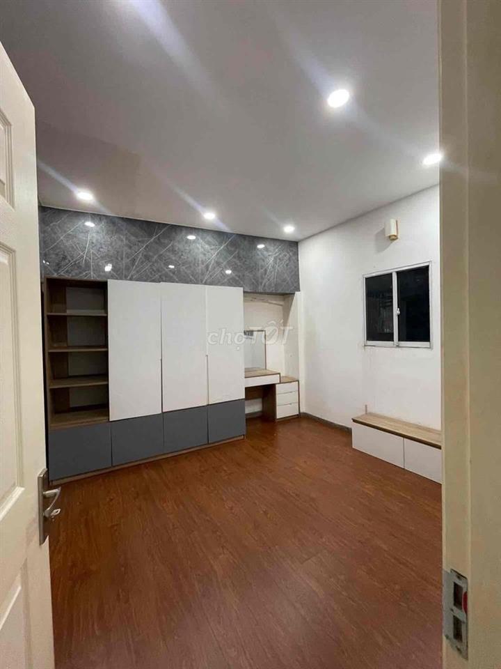🏡 QUẬN 11 - ĐƯỜNG HỒNG BÀNG - DT 34M2 - GIÁ 3TỶ450  📐 Diện tích: 34M2