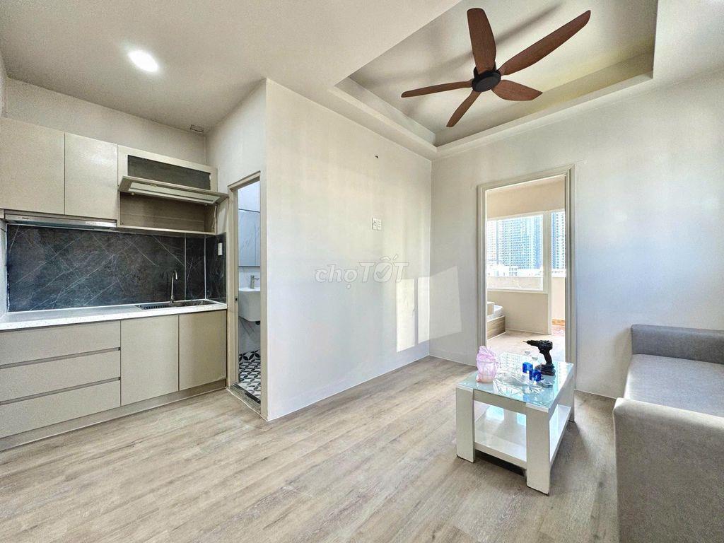 🌸MỚI 100%-BAN CÔNG 1PN Tách Bếp - FULL NỘI THẤT + View Landmark