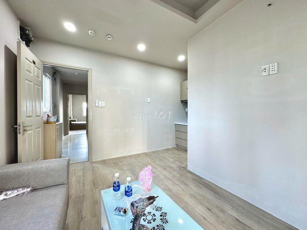 🌸MỚI 100%-BAN CÔNG 1PN Tách Bếp - FULL NỘI THẤT + View Landmark