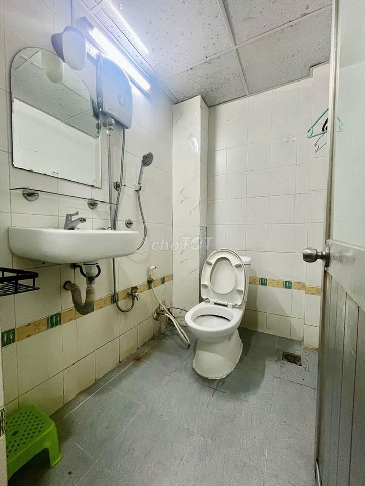 Giá 4,2tr Đường Đào Duy Anh Quận Phú Nhuận - Đủ nội thất 