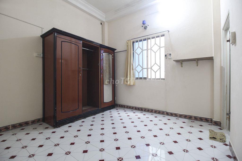 3tr Phòng cửa sổ trời thoáng đường Cách Mạng Tháng Tám Quận 10