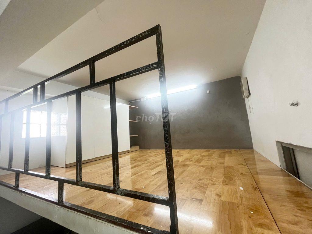 Phòng có gác giá 4tr5 đường Tô Hiến Thành Quận 10 gần CV Lê Thị Riêng
