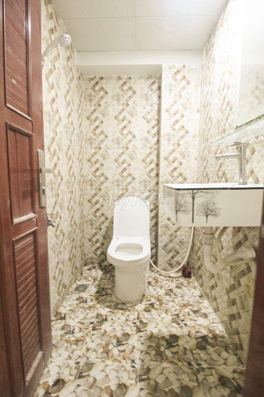 Phòng mới xây đường Văn Cao Quận Tân Phú - Giá 3,3tr/tháng 