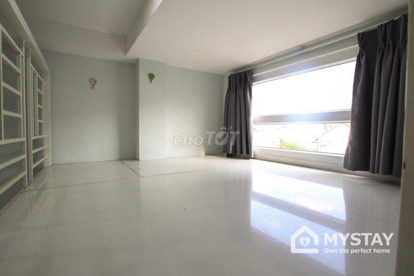 Ban công cửa sổ thoáng - Trương Công Định Quận Tân Bình 4tr/tháng