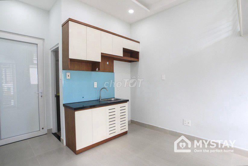 Ban công cửa sổ thoáng - Trương Công Định Quận Tân Bình 4tr/tháng