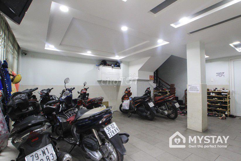 Ban công cửa sổ thoáng - Trương Công Định Quận Tân Bình 4tr/tháng