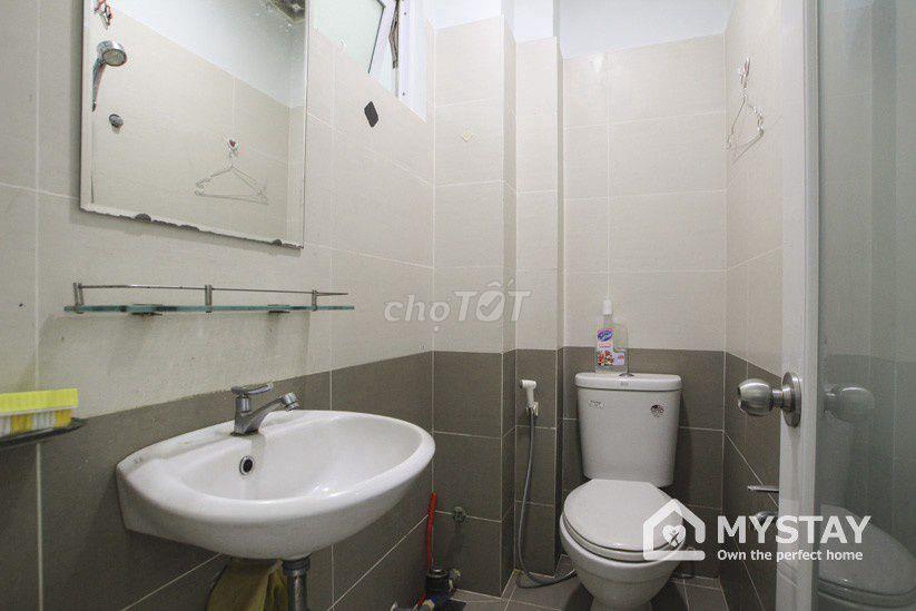 Ban công cửa sổ thoáng - Trương Công Định Quận Tân Bình 4tr/tháng