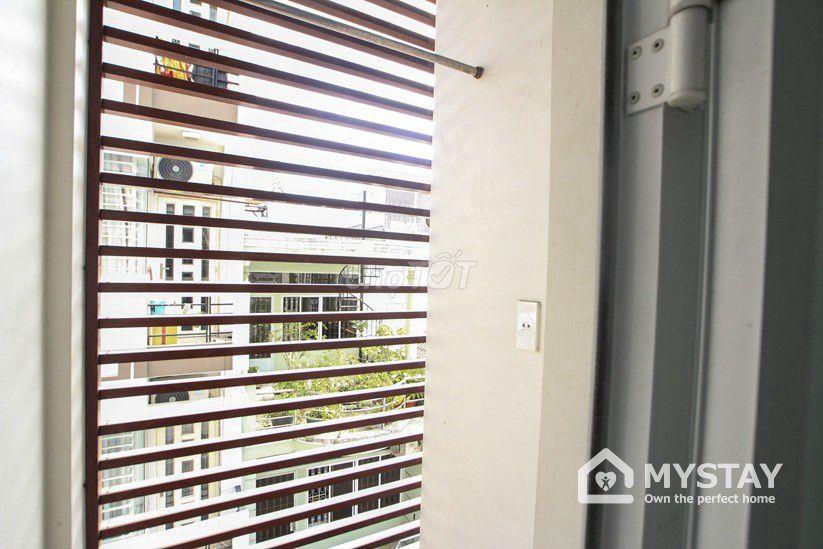 Ban công cửa sổ thoáng - Trương Công Định Quận Tân Bình 4tr/tháng