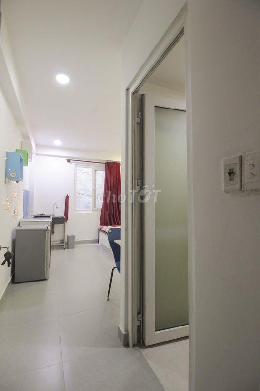 Chính Chủ - Phòng cửa sổ thoáng đường Nguyên Hồng Quận Bình Thạnh 