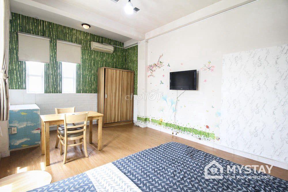 Phòng 28m2 , Giá 4tr7 đủ nội thất cửa sổ thoáng đường Âu Cơ - Tân Bình