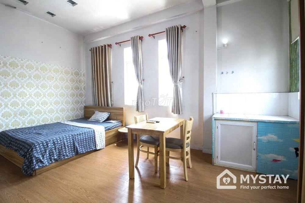 Phòng 28m2 , Giá 4tr7 đủ nội thất cửa sổ thoáng đường Âu Cơ - Tân Bình