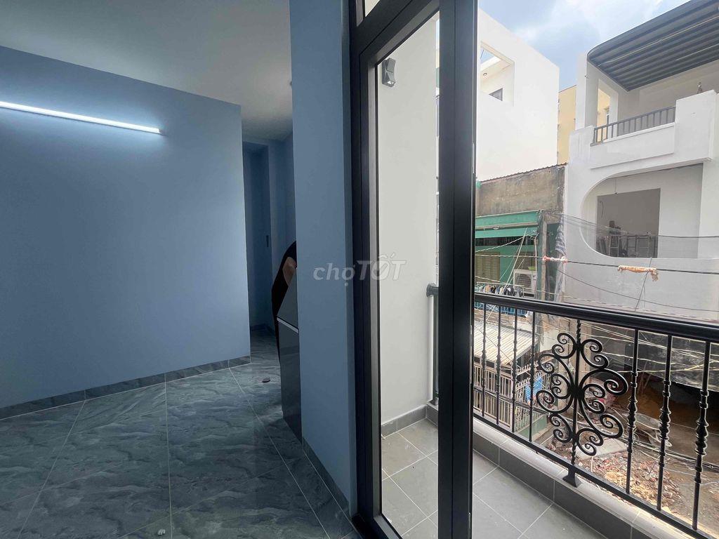 KHAI TRƯƠNG MỚI 100% , BAN CÔNG - Đường Âu Cơ giao Lạc Long Quân