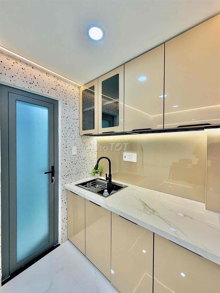 THÂN GỬI ACE HOA HỒNG 60 TRIỆU gửi bán căn chính chủ Chợ Bà Chiểu