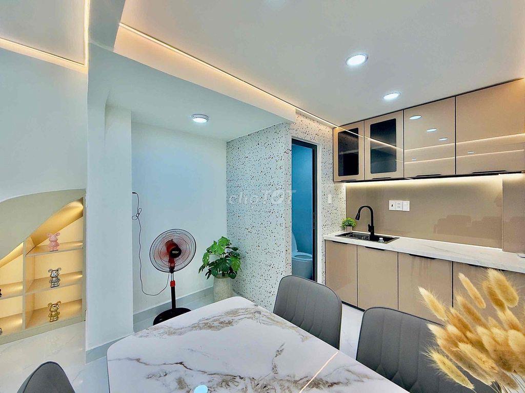 THÂN GỬI ACE HOA HỒNG 60 TRIỆU gửi bán căn chính chủ Chợ Bà Chiểu