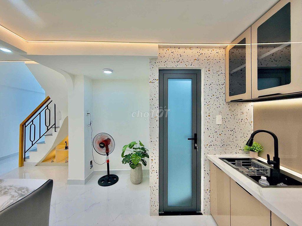 THÂN GỬI ACE HOA HỒNG 60 TRIỆU gửi bán căn chính chủ Chợ Bà Chiểu