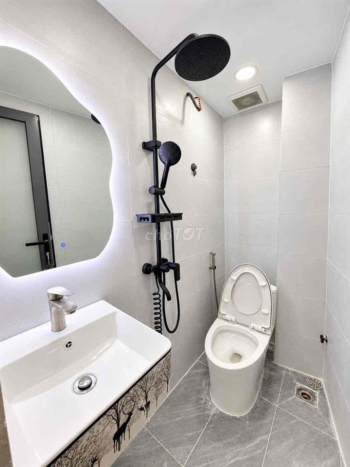 Chính chủ bán nhà hẻm 4m 21m2 3 tầng có hoa hồng môi giới