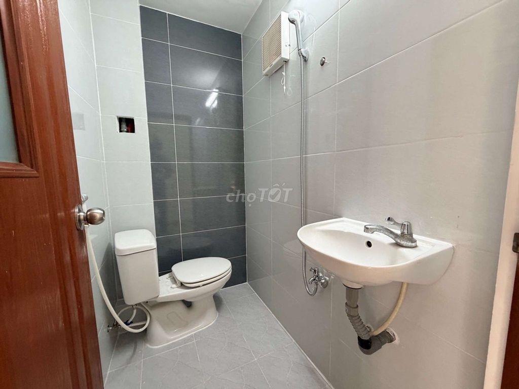 Nhà Nơ Trang Long, Bình Thạnh, 46m, HXH, ngang 4m, giá: 6 tỷ hơn