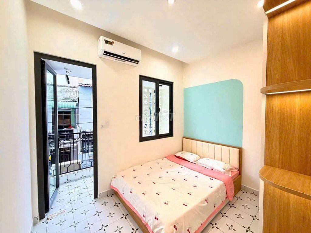 Phan Văn Trị, BT, 44m, 2 tầng, Hẻm xe hơi, 5.98tỷ, tặng full NT, 