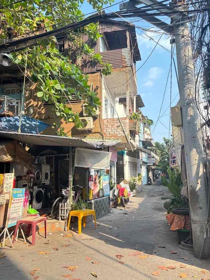 HÀNG XANH - THỊ NGHÈ - NHÀ MỚI Ở LIỀN FULL NỘI THẤT
