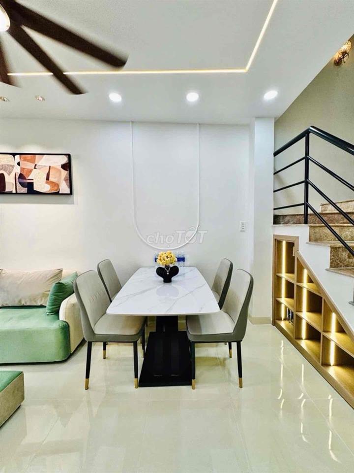 🔥 NHÀ ĐẸP NGAY CHỢ BÀ CHIỂU – CHỈ 10M RA HẺM XE TẢI – FULL NỘI THẤT