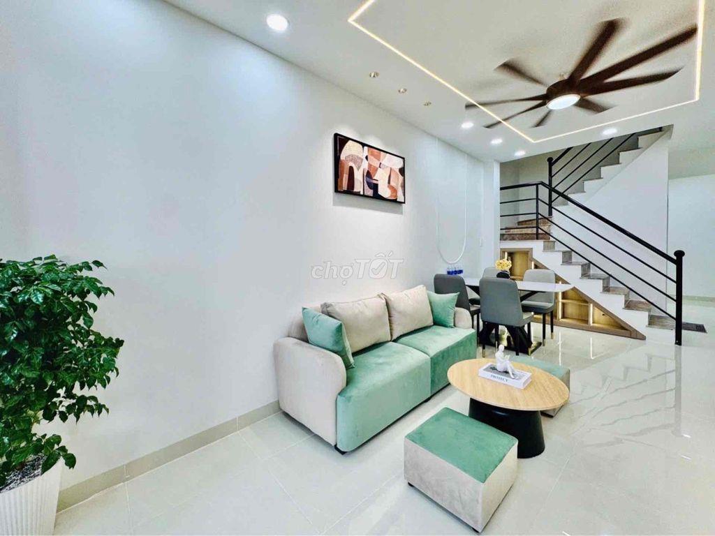 🔥 NHÀ ĐẸP NGAY CHỢ BÀ CHIỂU – CHỈ 10M RA HẺM XE TẢI – FULL NỘI THẤT