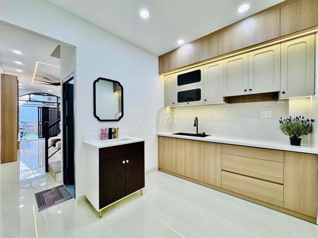 🔥 NHÀ ĐẸP NGAY CHỢ BÀ CHIỂU – CHỈ 10M RA HẺM XE TẢI – FULL NỘI THẤT