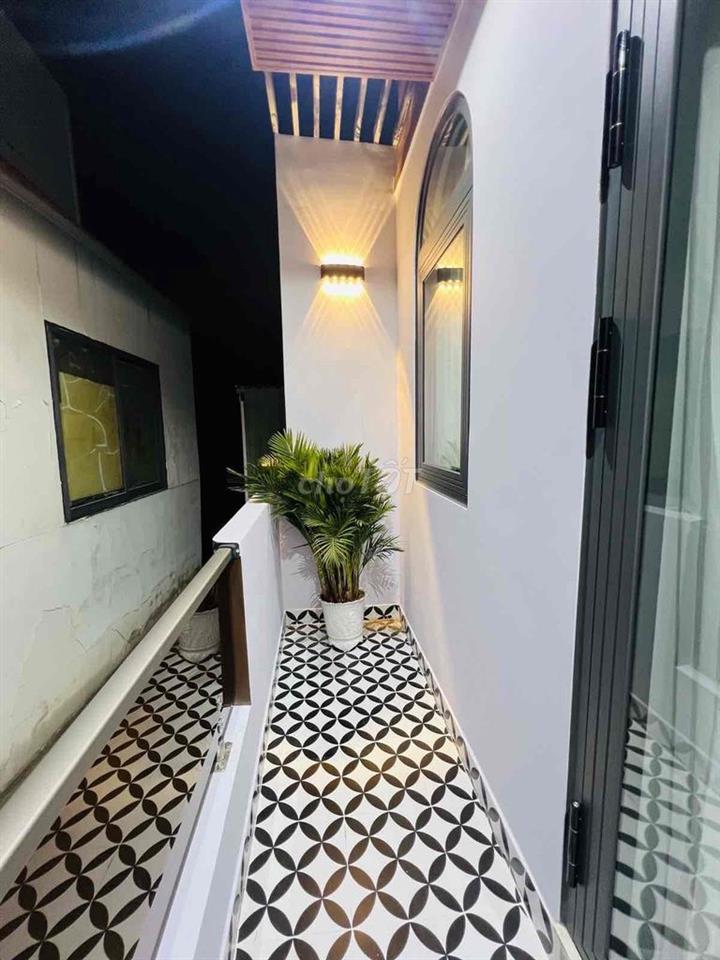 NHÀ MỚI ĐẸP Ở NGAY - CẠNH CHỢ BÀ CHIỂU 2TẦNG - Đ. NGUYỄN THIỆN THUẬT