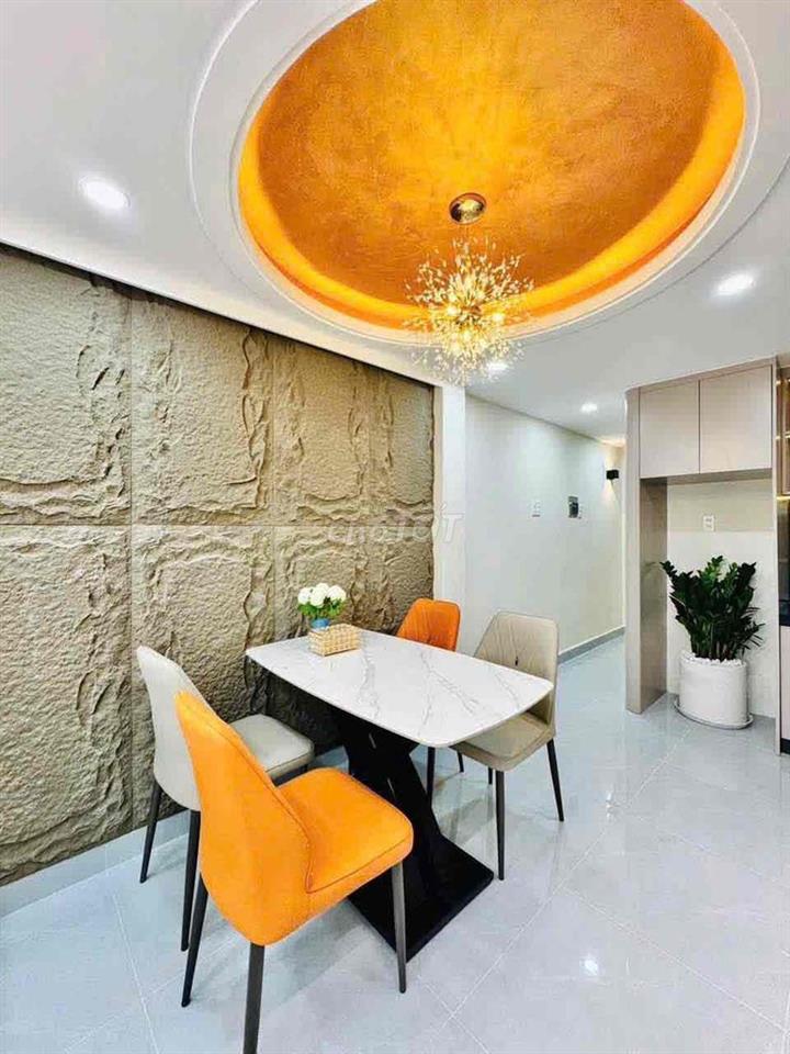 CÁCH CHỢ DAKAO 1 CÂY CẦU • BÙI HỮU NGHĨA, PHƯỜNG 2, BÌNH THẠNH - 27M²