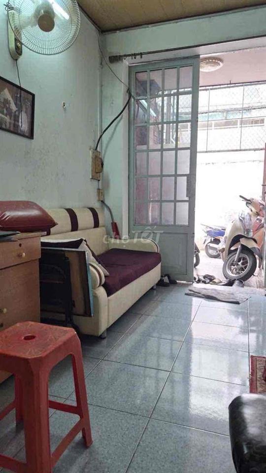 NHÀ CHÍNH CHỦ GẦN CHỢ BÀ CHIỂU BÌNH THẠNH DT 30 M2 - 2 TẦNG nhỉnh 3 tỷ