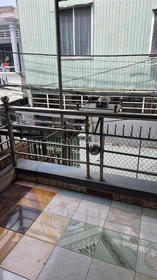 NHÀ CHÍNH CHỦ GẦN CHỢ BÀ CHIỂU BÌNH THẠNH DT 30 M2 - 2 TẦNG nhỉnh 3 tỷ