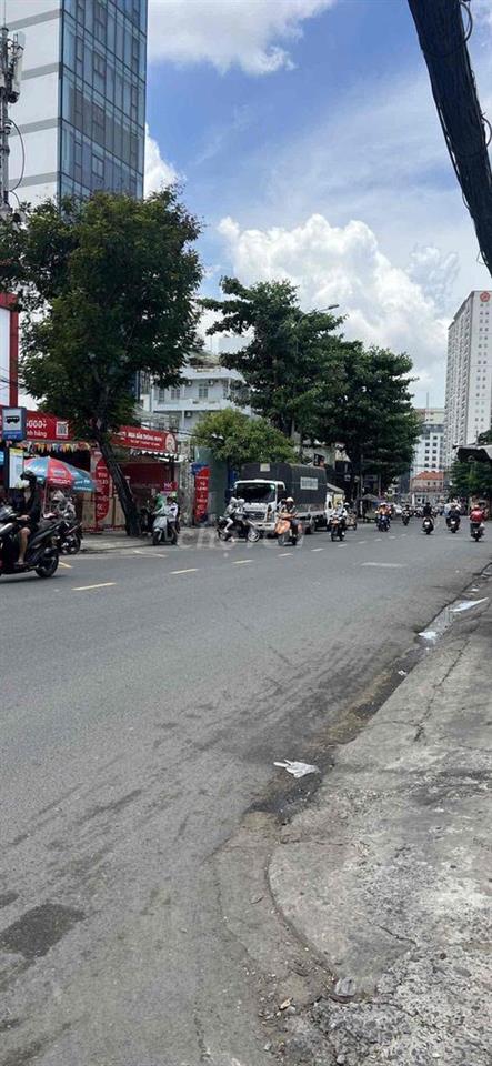 NHÀ NƠ TRANG LONG - GẦN MẶT TIỀN - CHÍNH CHỦ 3 TẦNG BTCT NHỈNH 2 TỶ.
