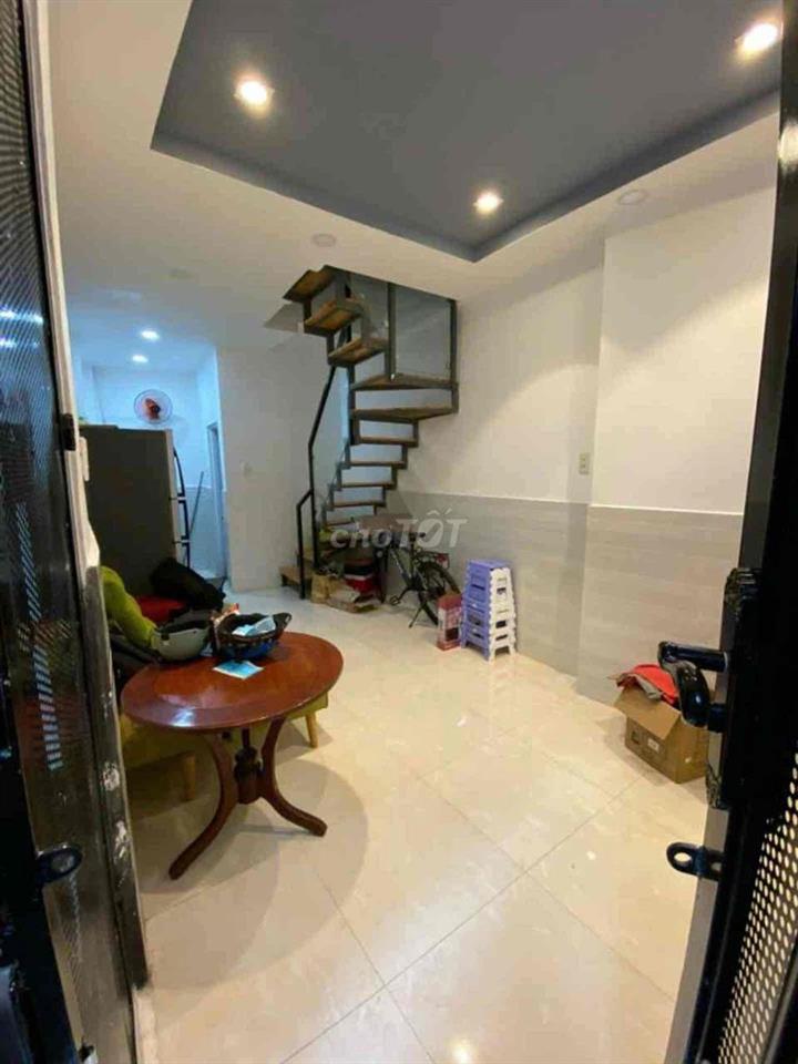 NẾU BẠN ĐANG CẦN 1 CĂN NHÀ DTSD 50 M2  GIÁ BÈO BỌT THÌ CHỈ 2 tỷ  XÍU