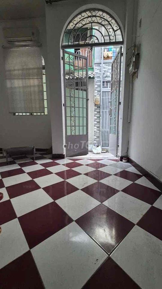 TRỤC TRƯỜNG SA - TÂN BÌNH - 2 TẦNG - DTSD 38 M2 - NGANG 3,2m - CHỈ 2,7