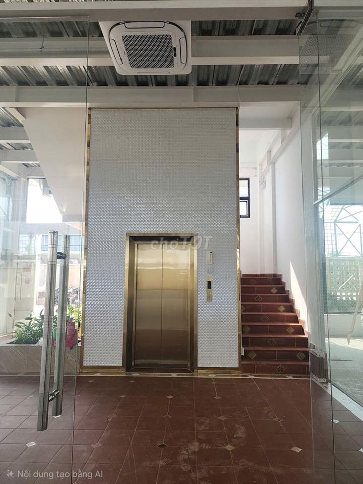 Mặt bằng tầng trệt  & lầu một tòa nhà đối diện Vinhome Granpark Q9