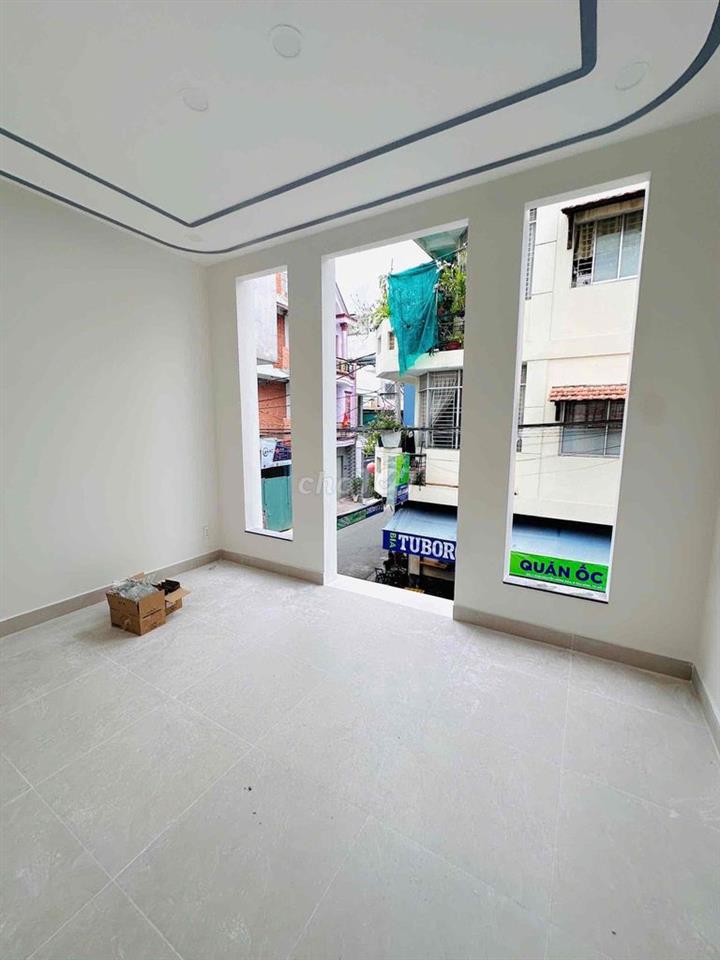 BÁN NHÀ 2 MẶT TIỀN BÀU CÁT NHỈNH 15T CÓ DÒNG TIỀN HÀNG THÁNG