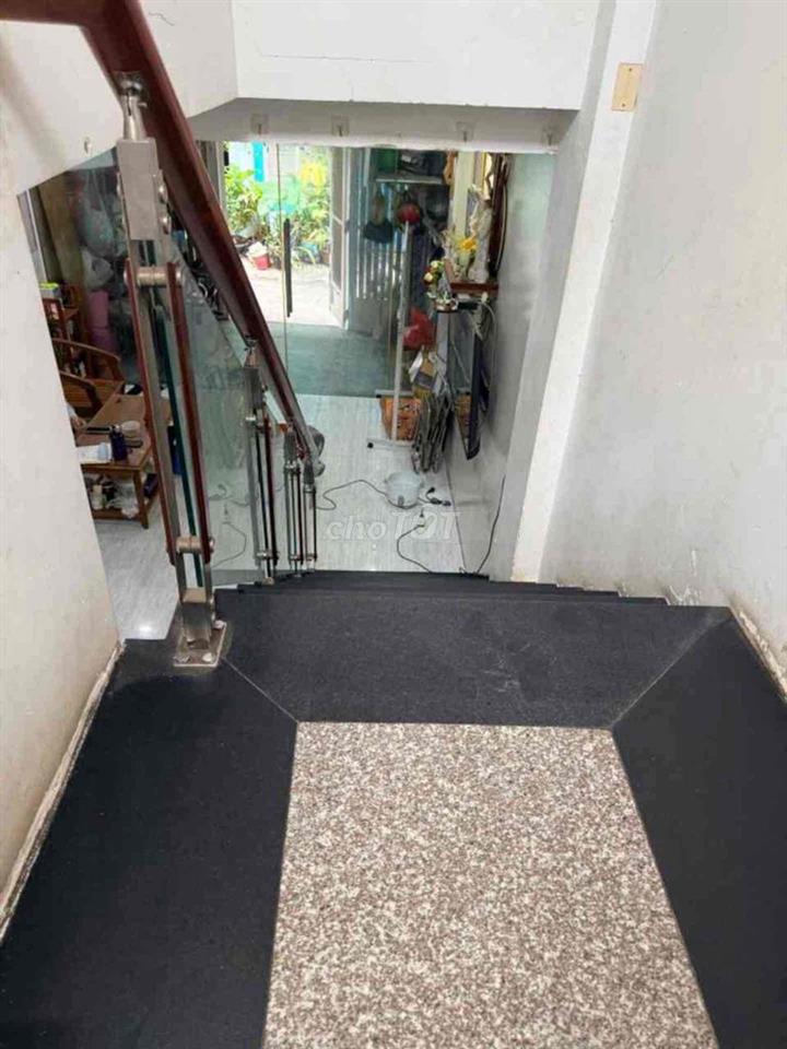 Bán nhà Nơ Trang Long,40m2, 2 Tầng, 2PN, hẻm thông tứ tung, TL