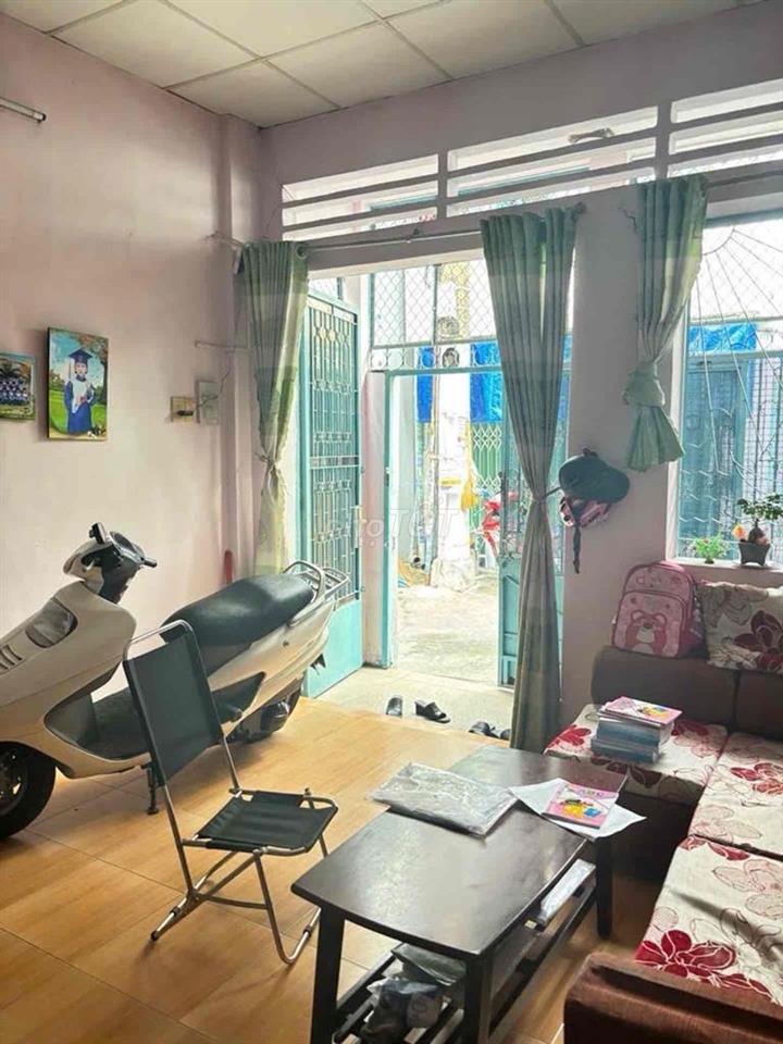 Bán nhà Nơ Trang Long, 40m2, 2 Tầng, 2PN,vài bước tới hẻm xe hơi, TL