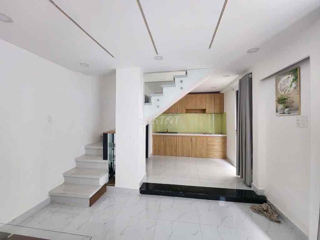 Bán nhà Quang Trung, 35m2, 2 Tầng, 2PN, kế chợ Hạnh Thông Tây , TL