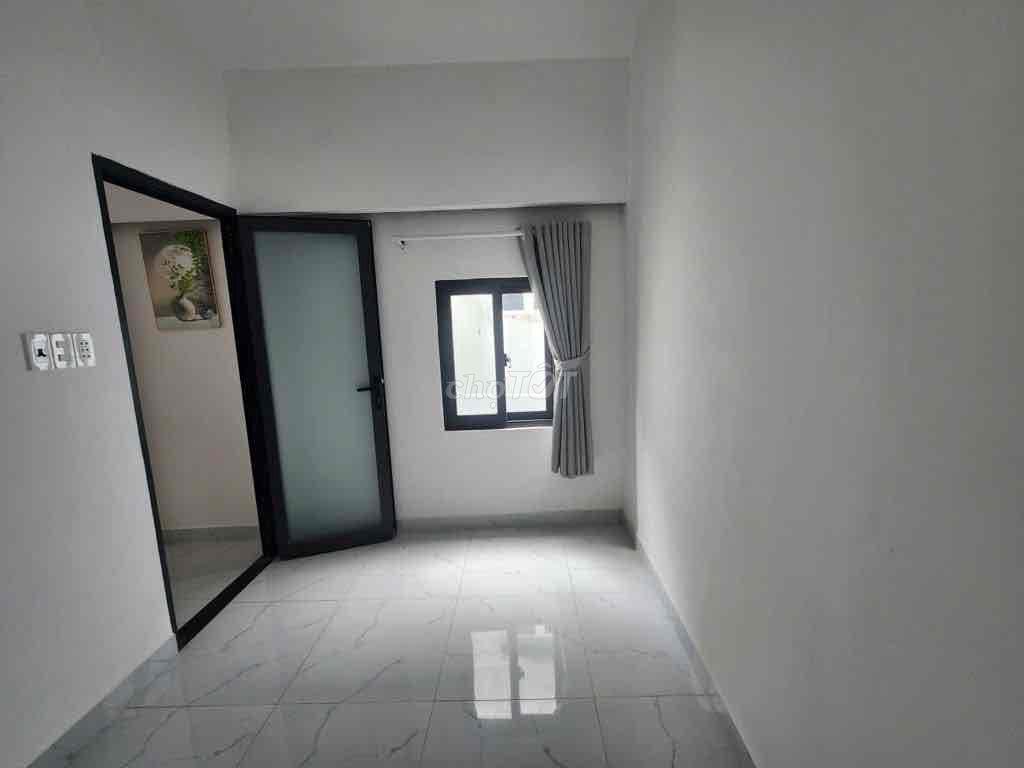 Bán nhà Quang Trung, 35m2, 2 Tầng, 2PN, kế chợ Hạnh Thông Tây , TL