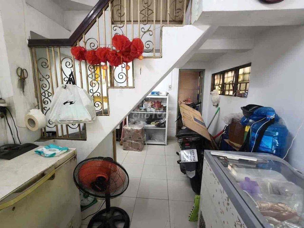 Bán nhà Phùng Văn Cung,50m2, 4 Tầng, 3PN, mặt tiền sầm uất , TL