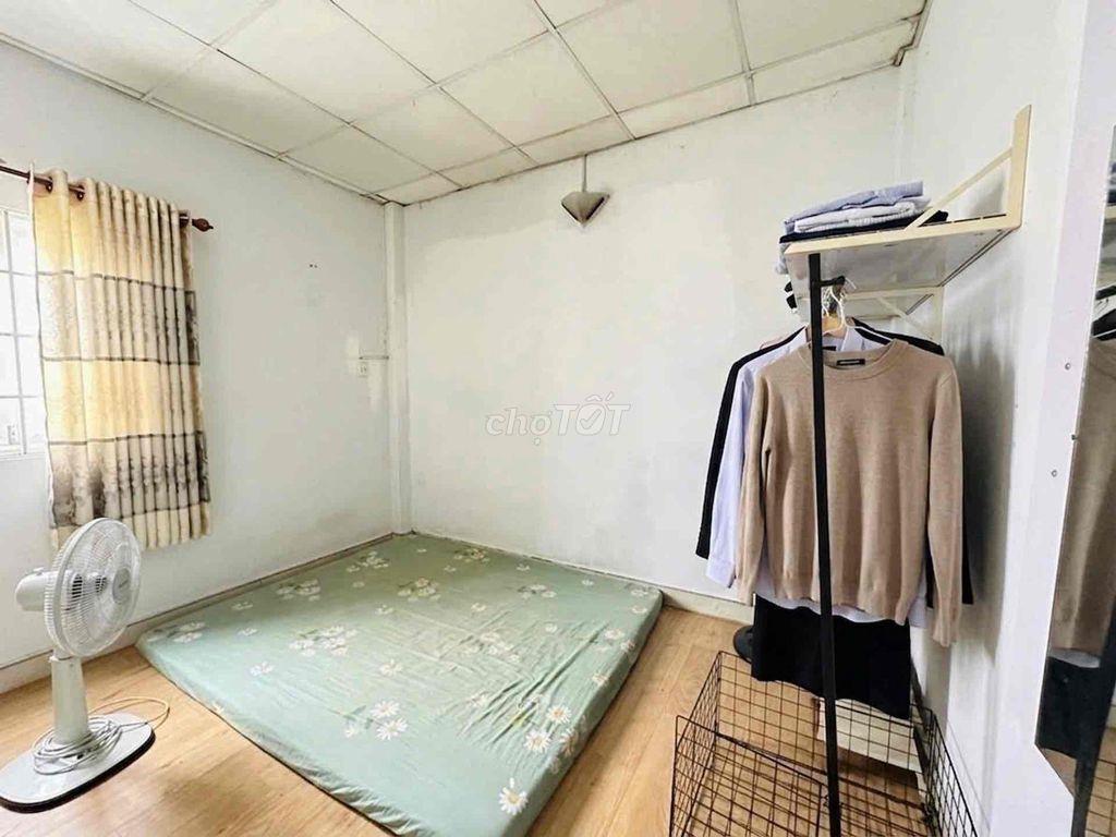 🔥Quang Trung, 35m2, 2 Tầng, 2PN, kế bên Vincom,SH Riêng, TL 🔥